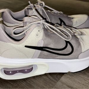 Nike Women’s Air Max Interlock Light Iron Ore Amethyst Ash Size 10